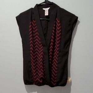 Candie's V-neck Blouse